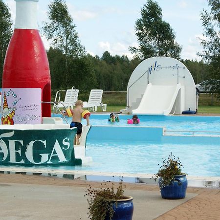 Bjoerkbackens Stugby I Vimmerby Exterior foto