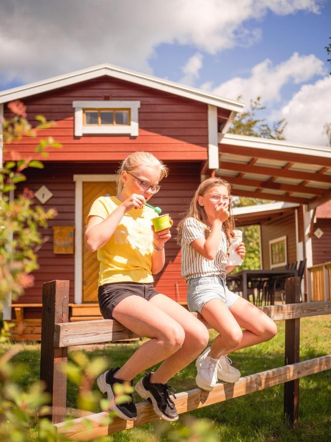 Bjoerkbackens Stugby I Vimmerby Exterior foto